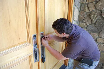 Super Locksmith Services Indianapolis, IN 317-456-5523 Super Locksmith Services Indianapolis, IN 317-456-5523 - 29-16